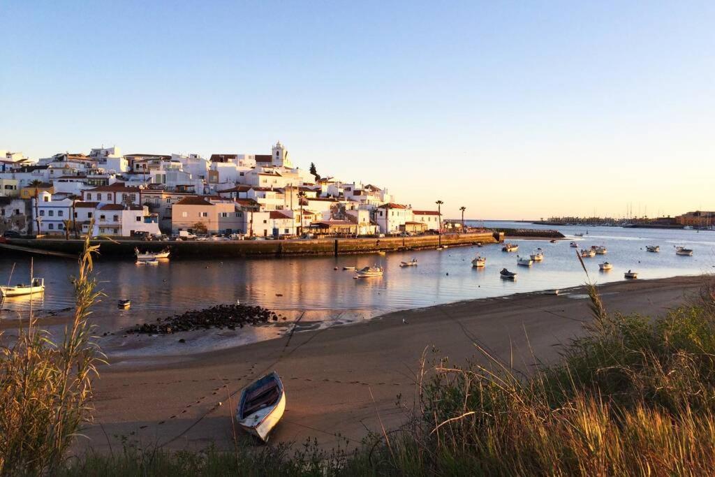 T1 Carvoeiro C/piscina E A 300m Apartment *